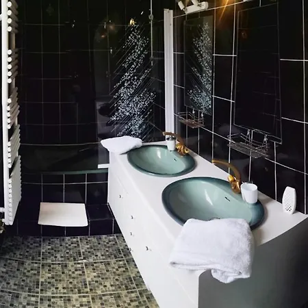 Icerock Hotel